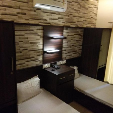 Homestays Ludhiana Exteriör bild