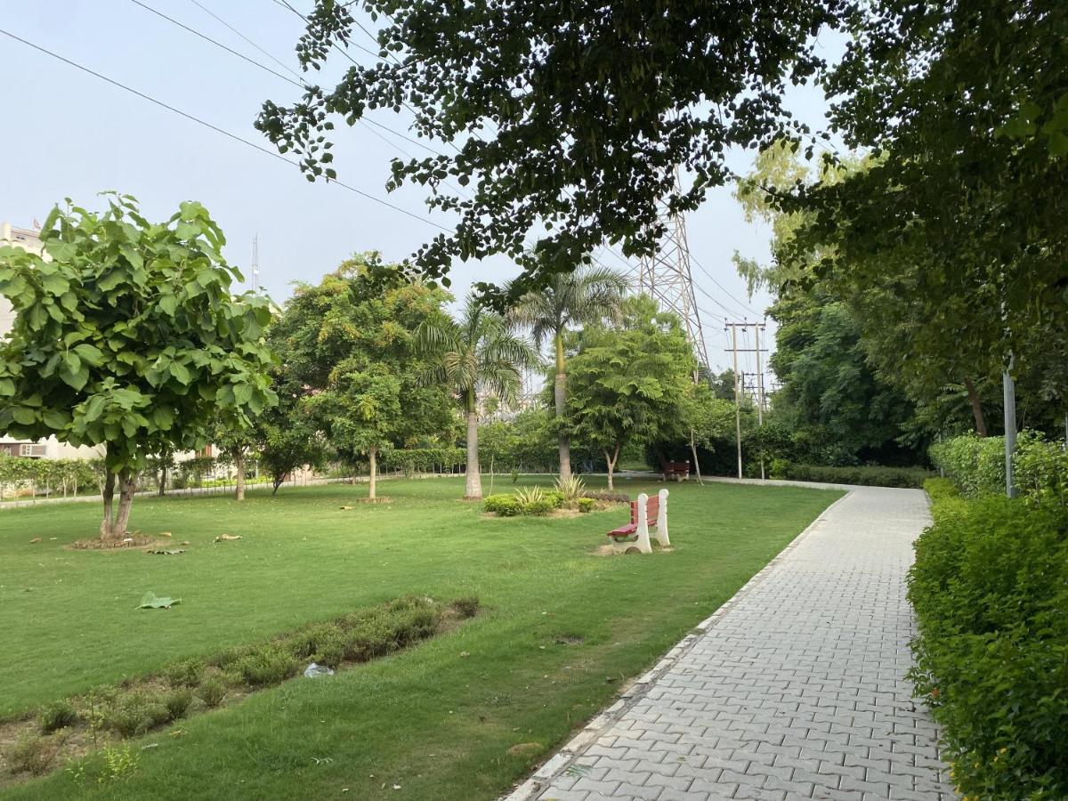 Homestays Ludhiana Exteriör bild
